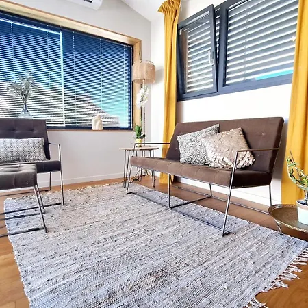 3 Pieces Avec Jardin